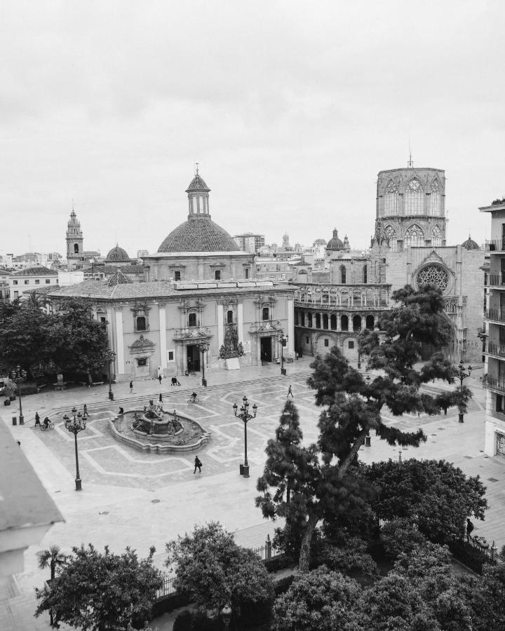 Myr Palacio Vallier バレンシア エクステリア 写真 The square in 1960