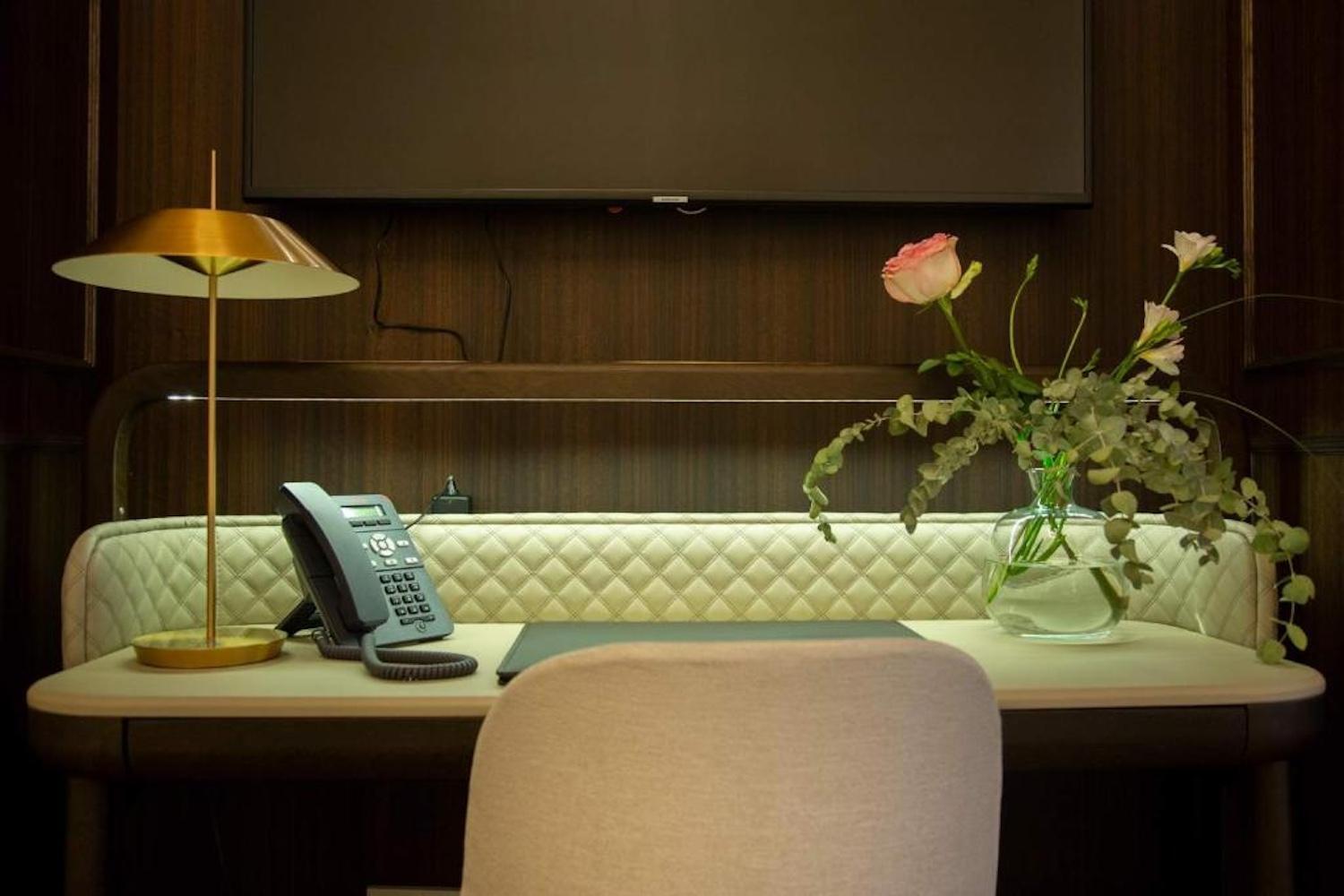 Myr Palacio Vallier バレンシア エクステリア 写真 A room at the hotel