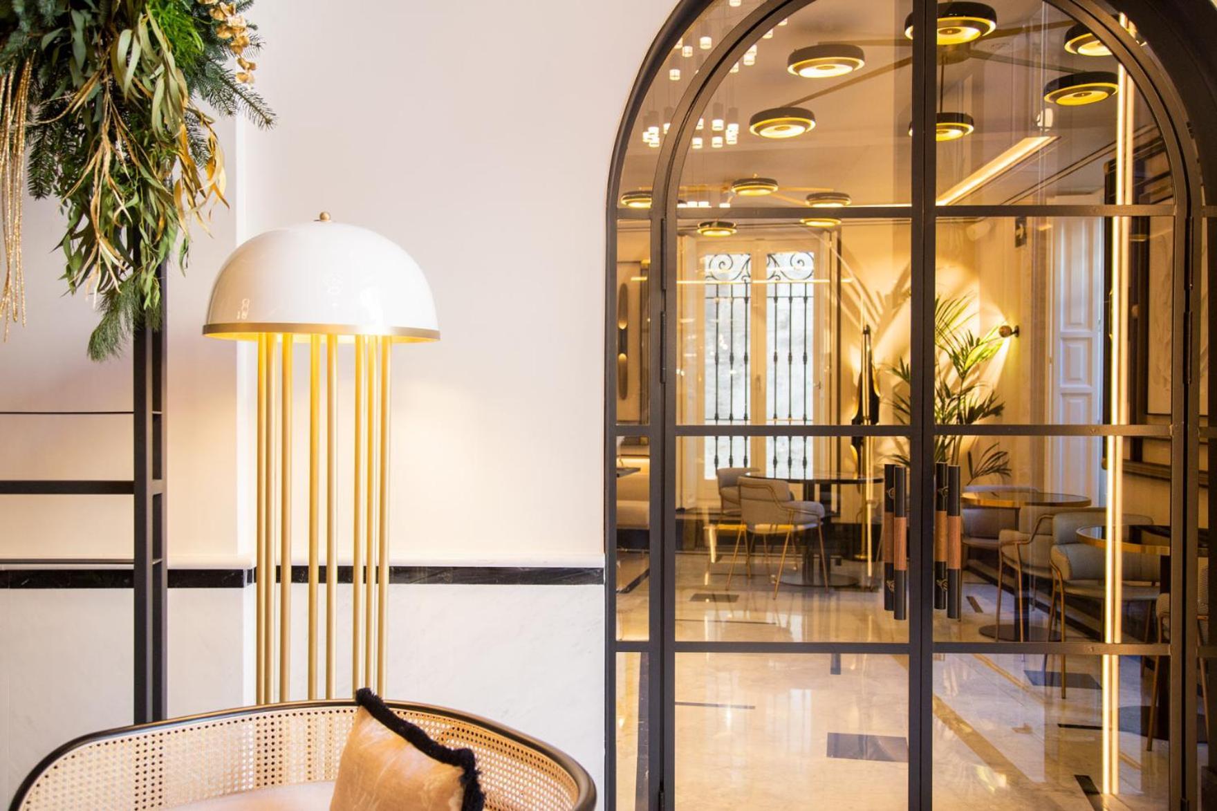 Myr Palacio Vallier バレンシア エクステリア 写真 The interior of the hotel