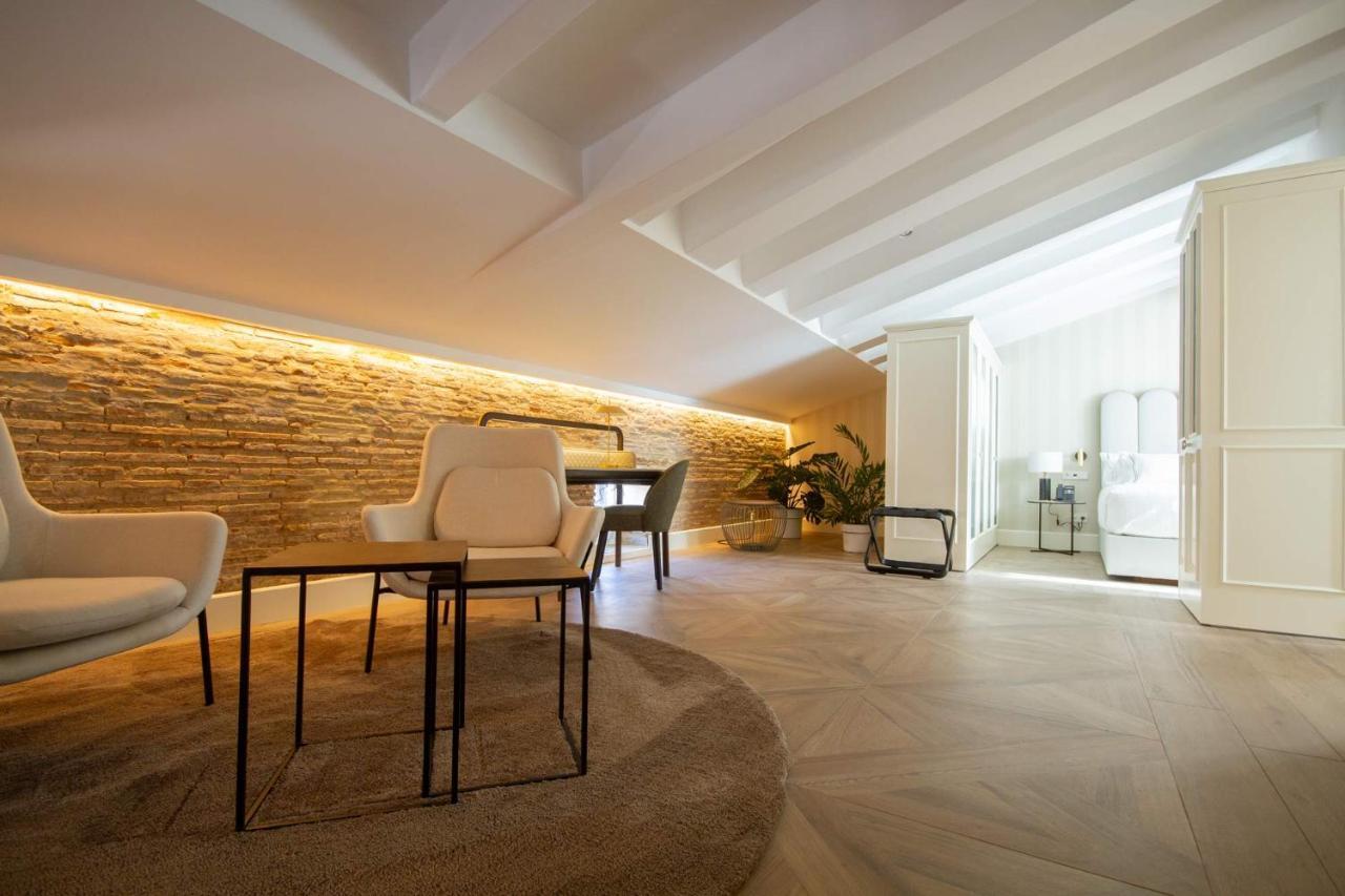 Myr Palacio Vallier バレンシア エクステリア 写真 Interior of the hotel